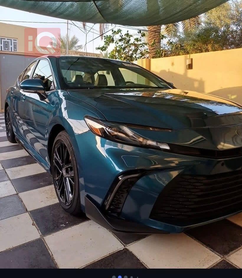 تۆیۆتا کامری